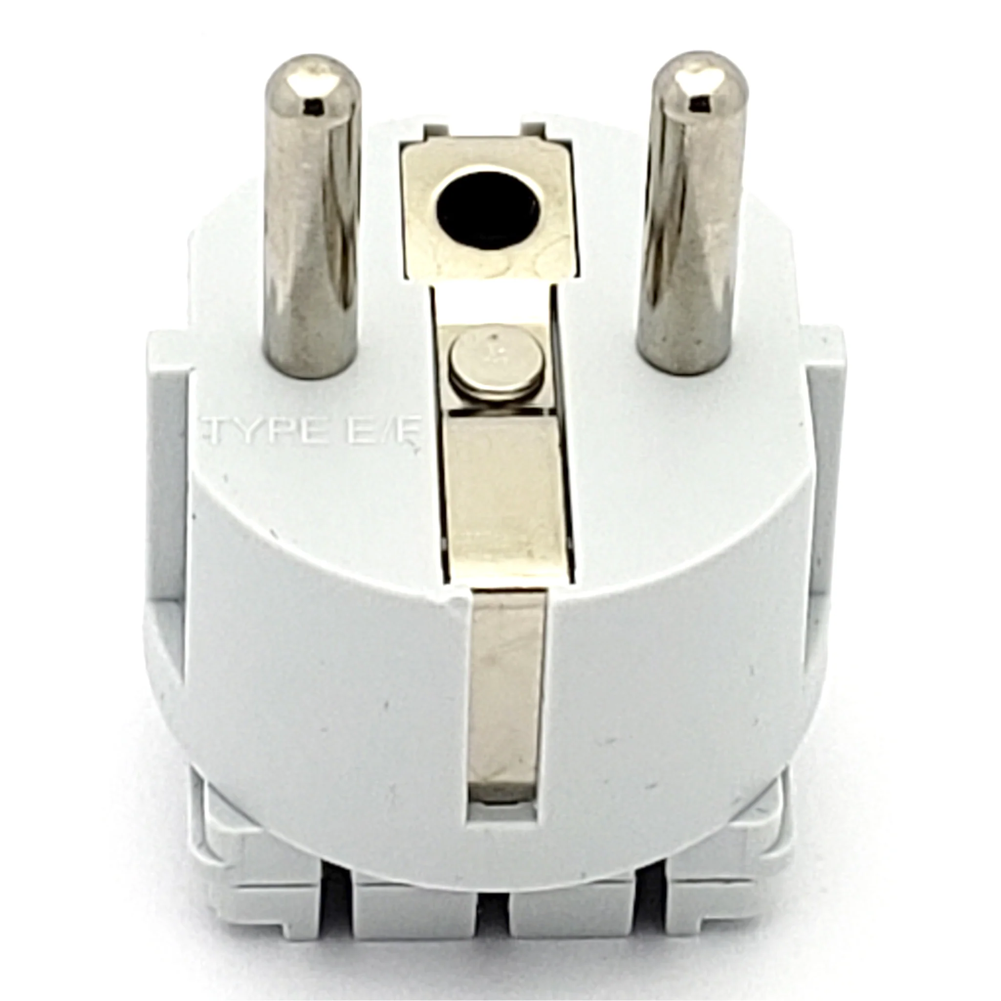 International Universal Travel Power Plug Adapter Set - With USB & USB-C - Image 7