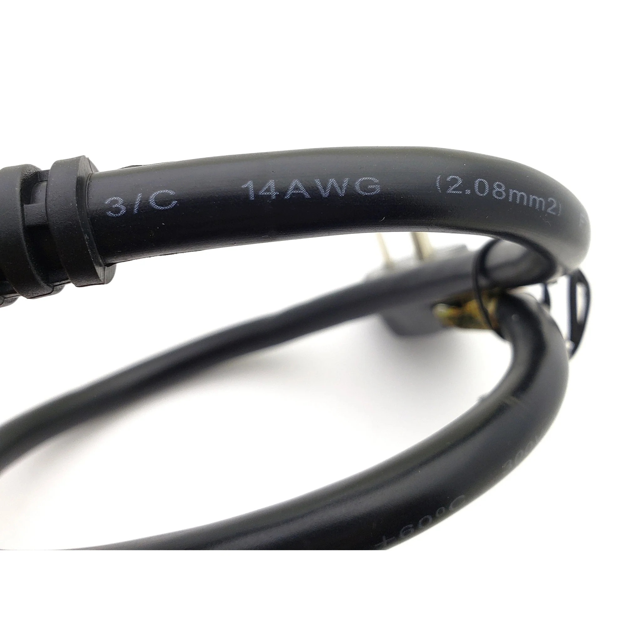 Right Angle (90 degree) 5-15P Plug To IEC C13 Straight - 3Ft - Image 2