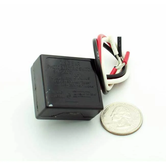 Photoelectric Switch - 250W / 125VAC On at Dark - Image 3